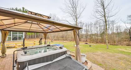 3 Mi to Dtwn: Family-friendly Home in South Haven!