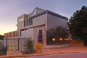 Apartment | 3 bedrooms, Internet