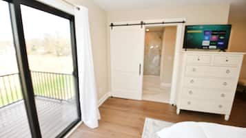 Apartment | 4 bedrooms, Internet