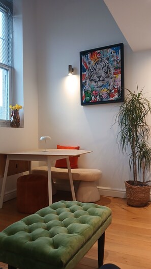 Interior - Arty loft in central cardiff (Cardiff)