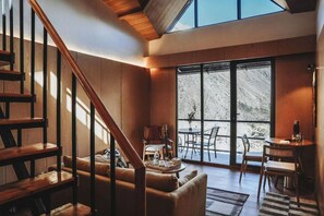 Royal Room | Living area