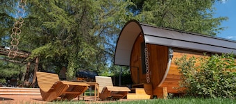 Rifugio diVino Dormire in una botte - Wine Barrel stay near Rome