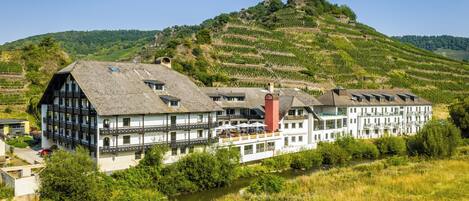 واجهة المنشأة