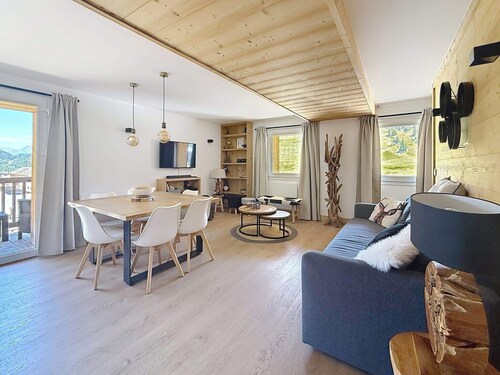 Apartment LE CHABERTON 6/8 p facing the slopes