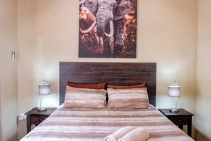 3 bedrooms, WiFi, bed sheets