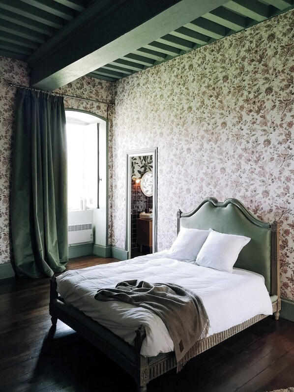 7 Schlafzimmer, Bügeleisen/Bügelbrett, WLAN, Bettwäsche