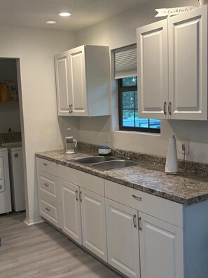 Fridge, microwave, oven, stovetop - Blue Sky StiltsHouse in a Secluded Forest. (Ocala)