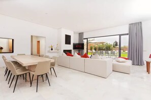 Interior - Villa Rosea, exceptional place with 2 pools (Marrackech)