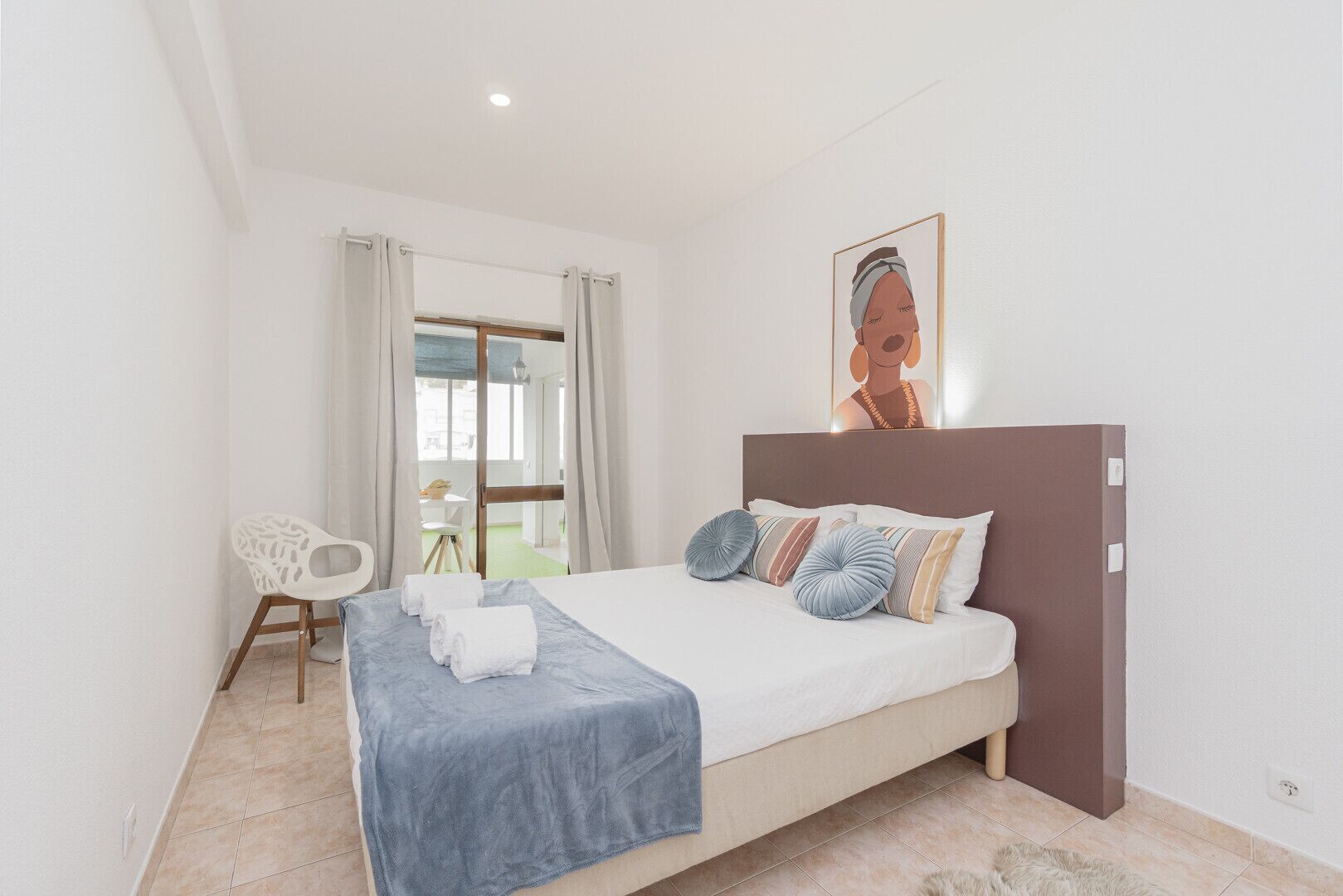 1 bedroom, in-room safe, iron/ironing board, free WiFi