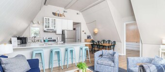 Bethany Beach New Castle 4BR 2BA Canal Front Home