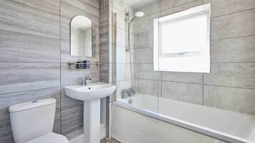 Shower, towels, shampoo
