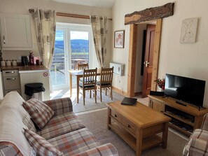 Casa, 2 habitaciones, fumadores, balcón | Sala de estar