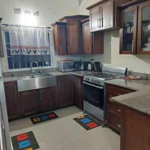 Villa, 3 Bedrooms, Accessible | Interior