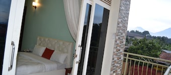 Comfort Hotel Ltd