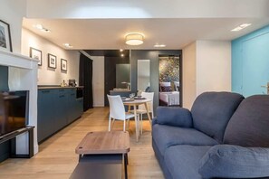 TV, offices - Garet - Furnished apartment - Downtown Lyon (Lyon)