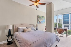 1 bedroom, desk, iron/ironing board, free WiFi