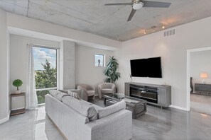 Älytelevisio, tietokoneen näyttö