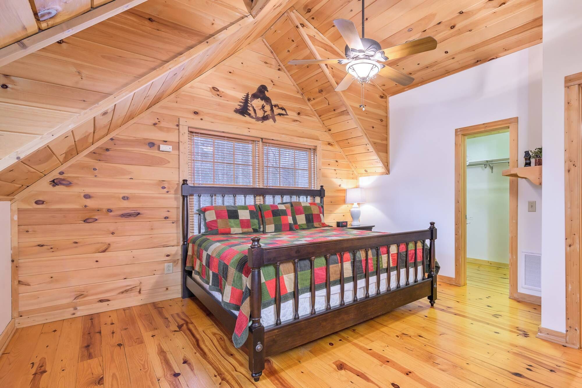 4 Schlafzimmer, Schreibtisch, WLAN, Bettwäsche