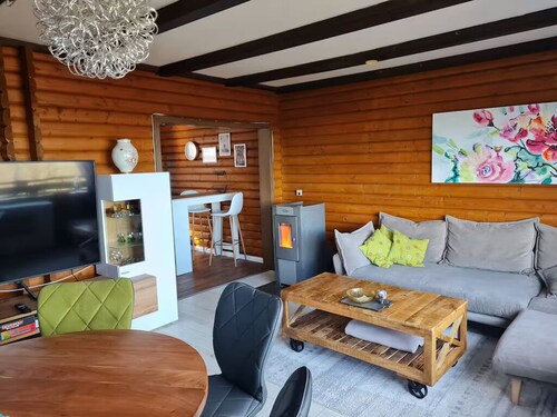 Near Pullmann City - small house in the middle of nature for summer / winter vacations