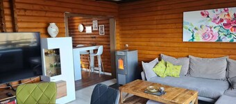 Near Pullmann City - small house in the middle of nature for summer / winter vacations