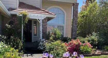 Fair Oaks Corporate Rental, EZ access to freeways