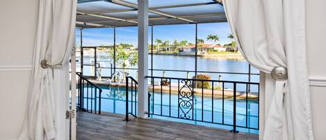 Villa | 4 bedrooms, Internet