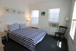 3 quartos, ferros/tábuas de passar roupa, Wi-Fi, roupa de cama