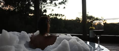 Comfort Chalet | Property grounds