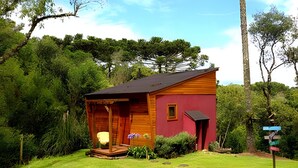Comfort Chalet | Property grounds