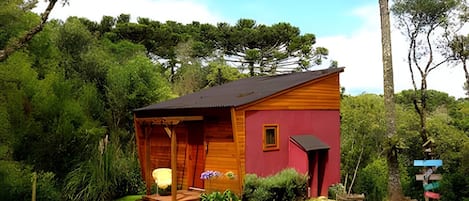 Comfort Chalet | Property grounds