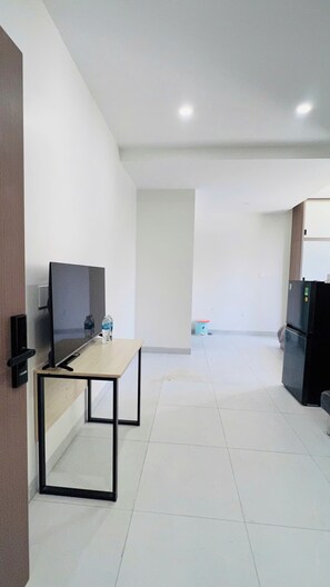 Deluxe Room | Free WiFi, bed sheets - Khai Linh Homestay (Ho Chi Minh City)