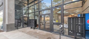 Lovely 1BR KC Stay w/ WiFi, Parking & Match Fun