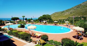 Piscina stagionale all'aperto