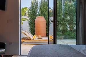 Magia | In-room safe, soundproofing, free WiFi