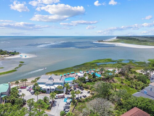 Golf Course Getaway, Pet Friendly, Golf Cart Included - 142 Ocean Creek