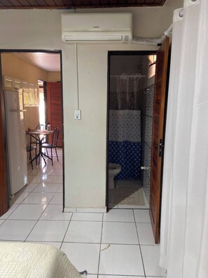 Interior - Studio - spacious, comfortable and quiet room (Aldeia Santarém)