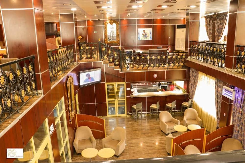 Noubou International Hotel Akwa