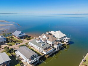 Exterior - Reelview | Canal Front Retreat (Galveston)