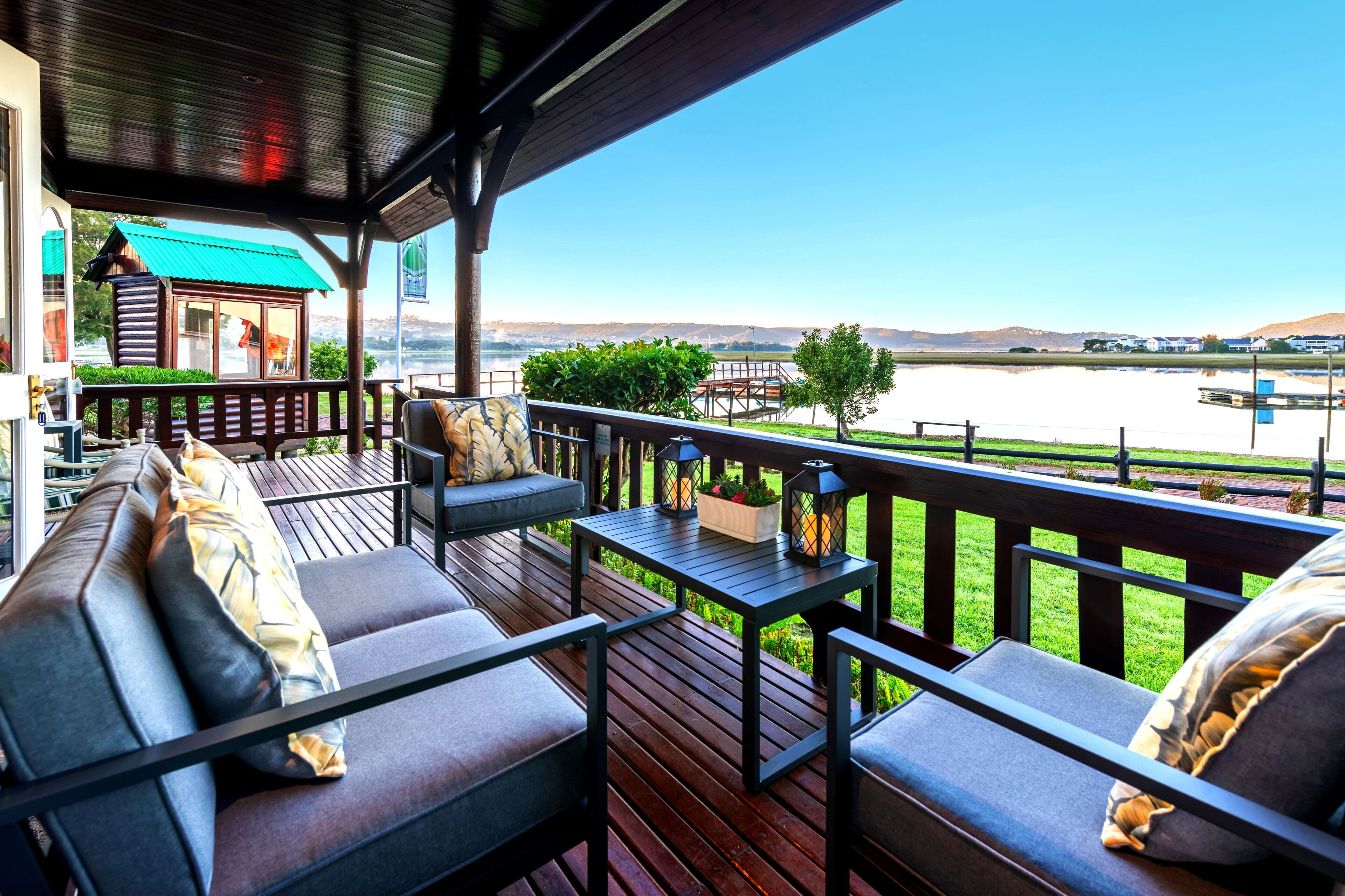 Superior Family Chalet | Terrace/patio