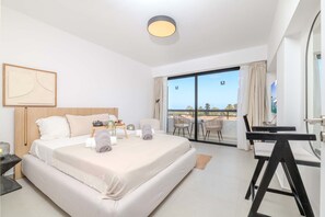 1 chambre, fer et planche à repasser, Wi-Fi gratuit, draps fournis
