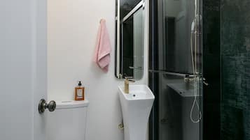 Hair dryer, towels