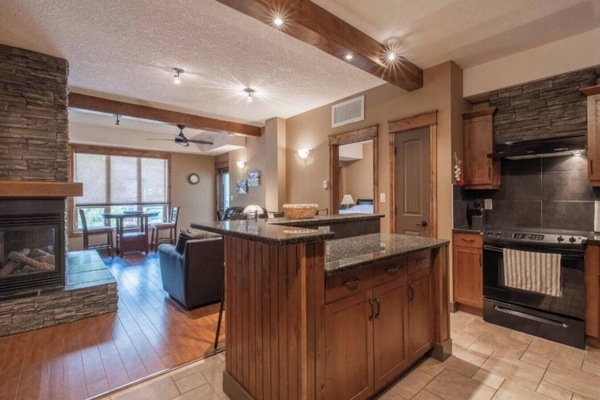 e8c7268a-dda6-4e3b-88ac-23a66050c32c