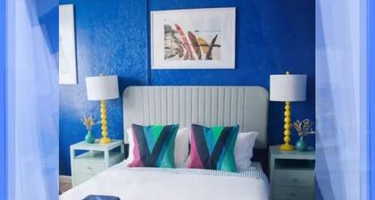 Stylish Cityscape Studio For 2!