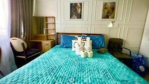 1 habitación, tabla de planchar con plancha, wifi y ropa de cama 