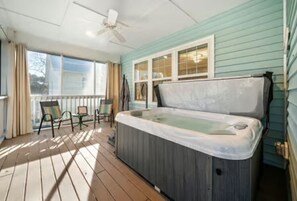 Bañera de hidromasaje interior