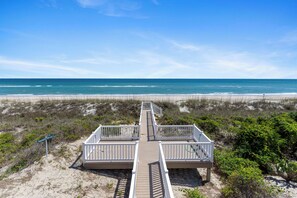 Property grounds - 4 BR Oceanfront Carolina Clipper East has Updated Kitchen with OF Views (Emerald Isle)