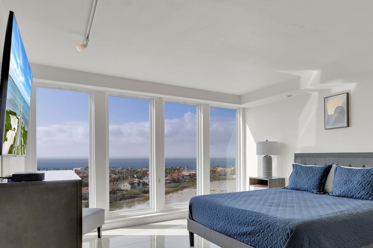 Exclusive Apart Daire, 3 Yatak Odası, Balkon, Koy Manzaralı | 3 yatak odası, ütü/ütü masası, ücretsiz kablosuz İnternet