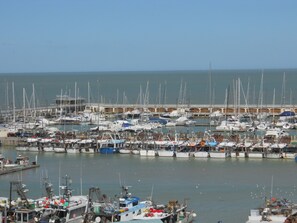 Huvivenesatama