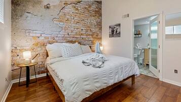 1 sovrum, strykjärn/strykbräda, internet och sängkläder