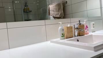 Towels, toilet paper